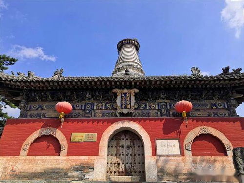 塔院寺中心的大白寺,五台山的标志性建筑,可以追求心灵的宁静