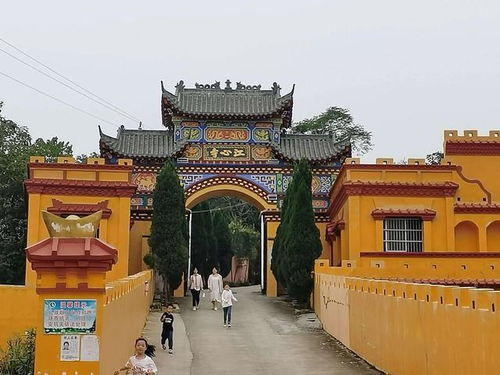 游黄梅县蔡山江心寺